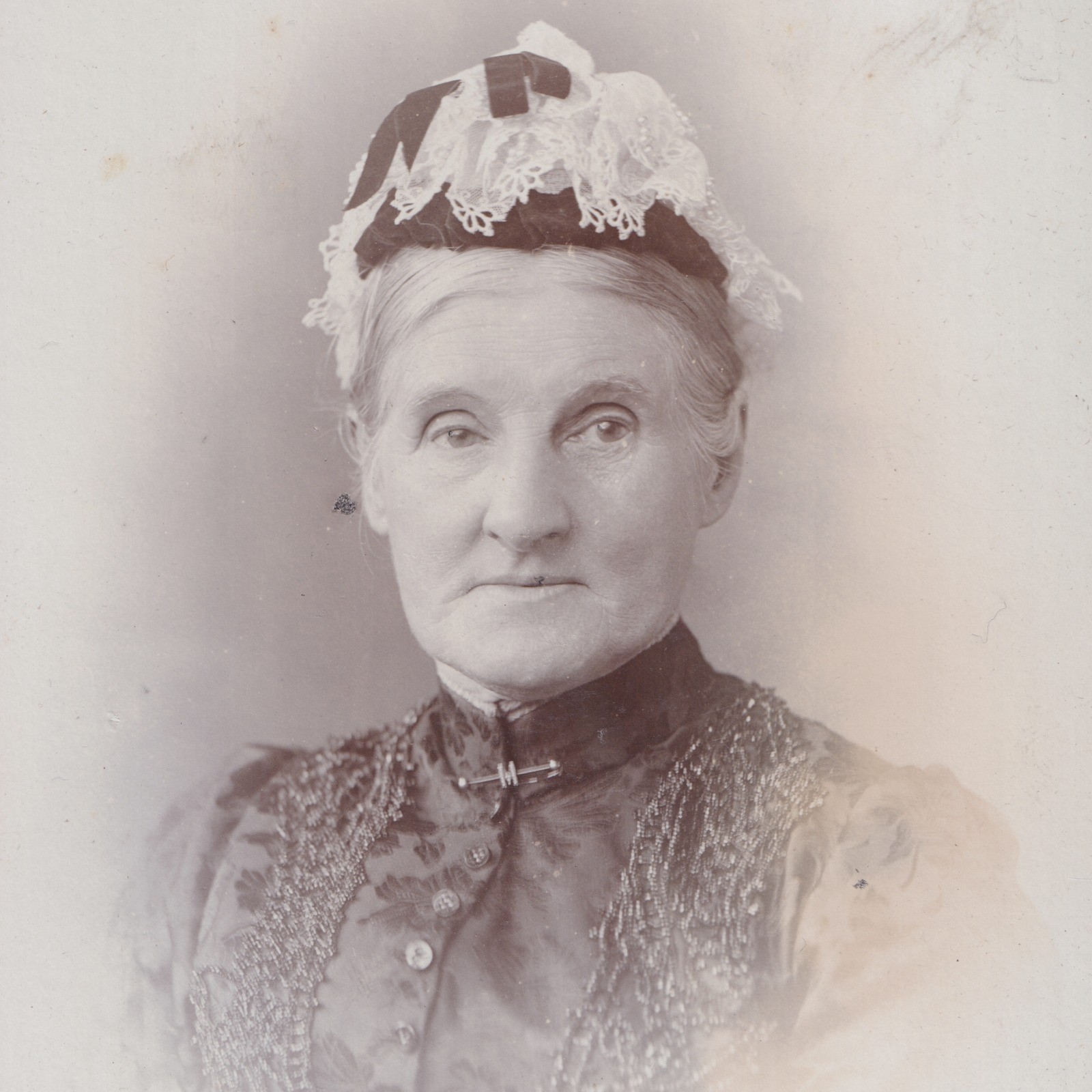 Cabinet Card: Cabinet Card: E. Mc Donald. Penrith & Appleby. Older Lady Wearing Hat or Cap.: catalogue image 4