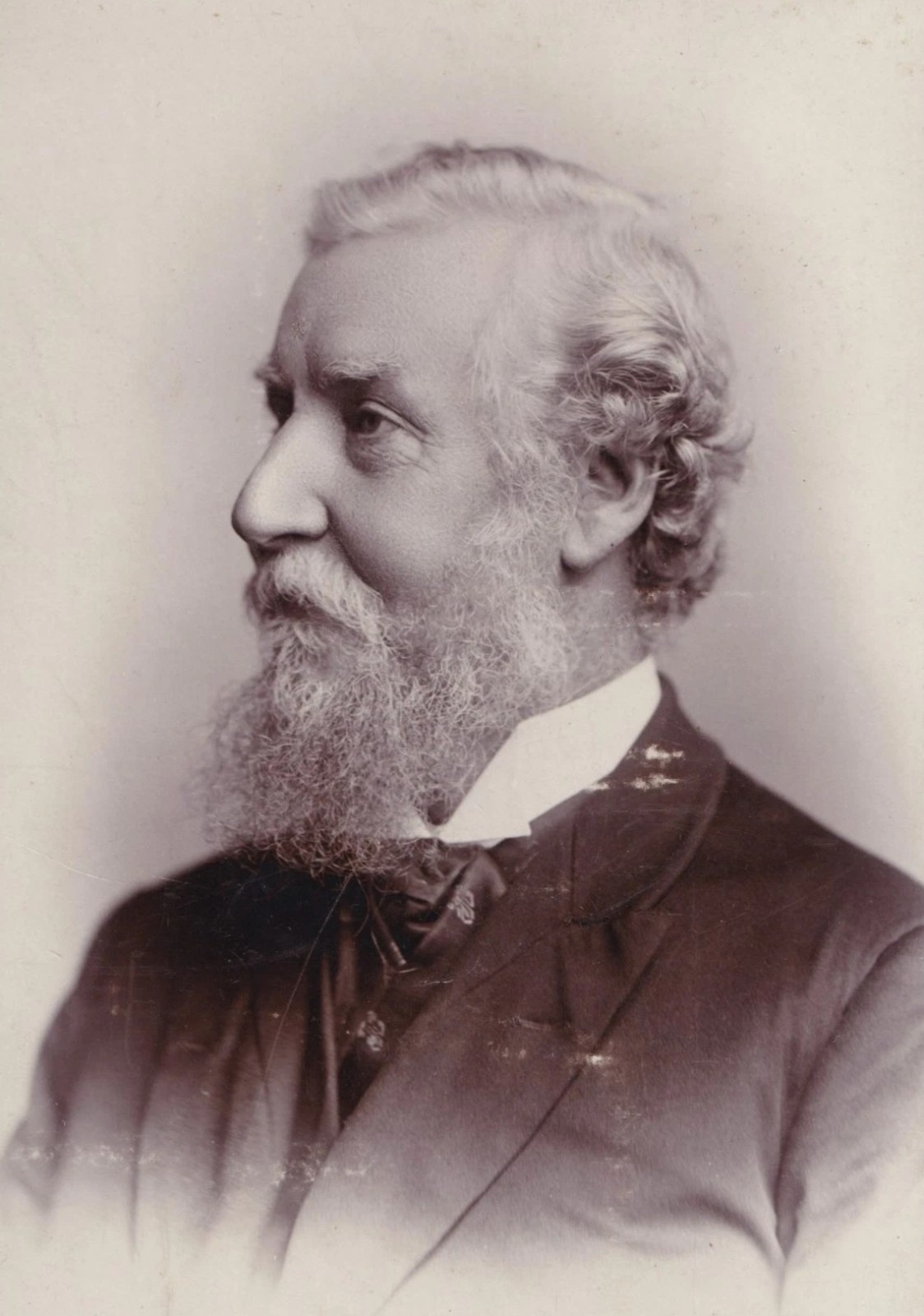 Cabinet Card: Cabinet Card: Gentleman with Beard. Walter Baker, Highgate Studios Birmingham.: catalogue image 3