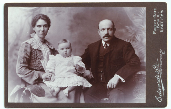 Cabinet Card: Cabinet Card: Man, Woman & Infant - Edwards & Co, Forest Gate, Bow & East Ham.: Edwards & Co: catalogue image 1