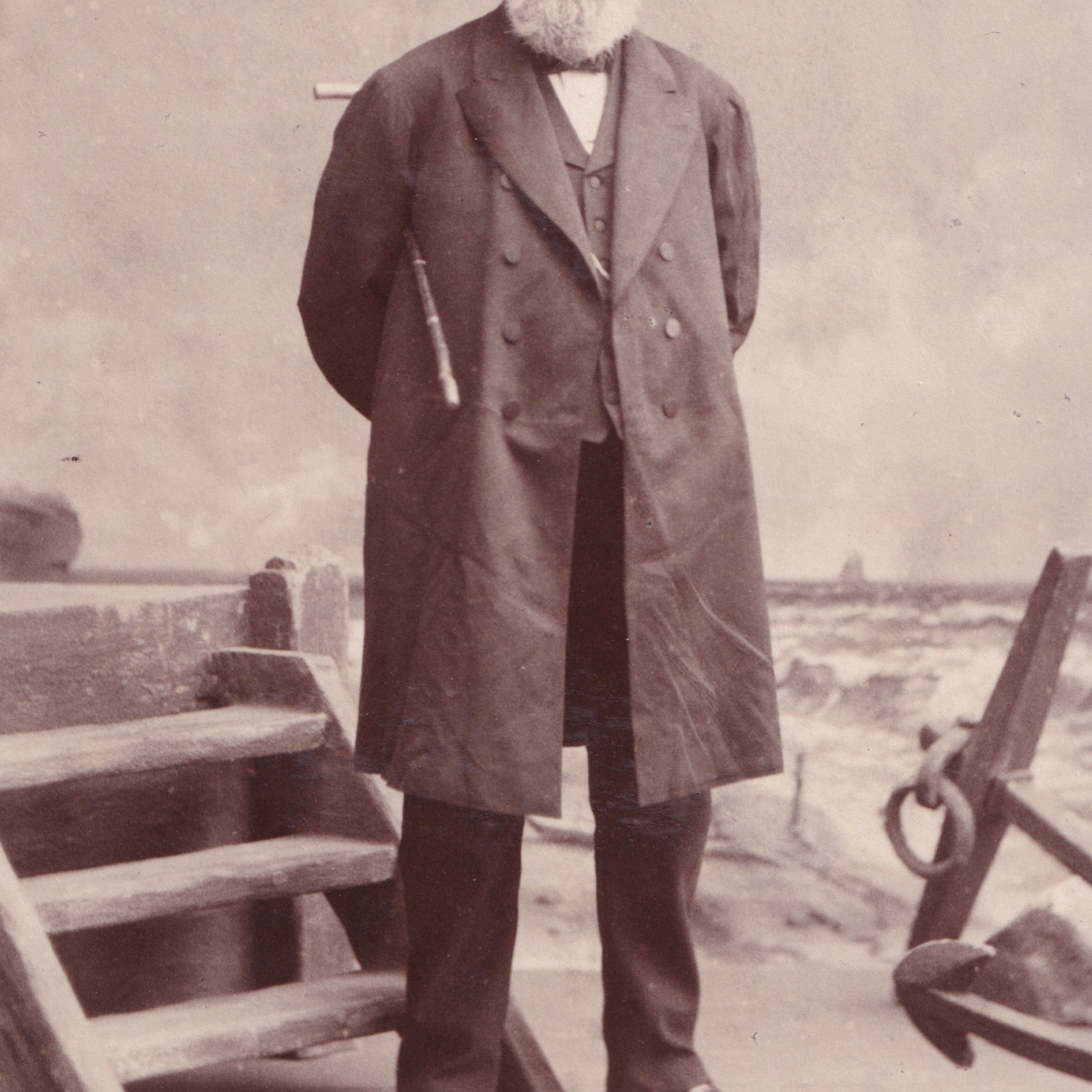 Cabinet Card: Cabinet Card Portrait of Isaac Briggs, Wakefield Connection. Bara, AYR. N.B Card: Briggs: catalogue image 4
