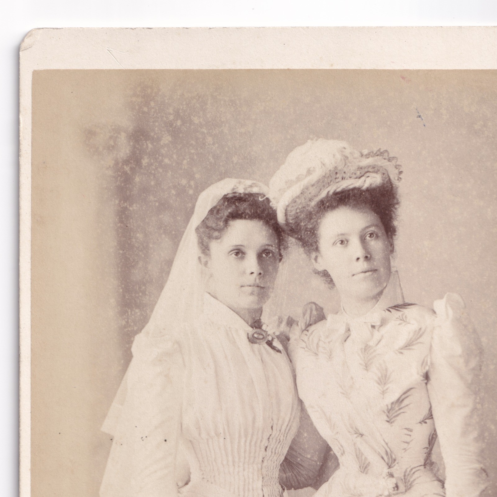 Cabinet Card: Cabinet Card: Two Women, Possibly Related. Cavilla & Bruzon Card, Gibraltar: catalogue image 6