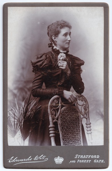 Cabinet Card: Cabinet Card: Woman in Dark Dress, Edwards & Co, Stratford and Forest Gate: Edwards & Co: catalogue image 1