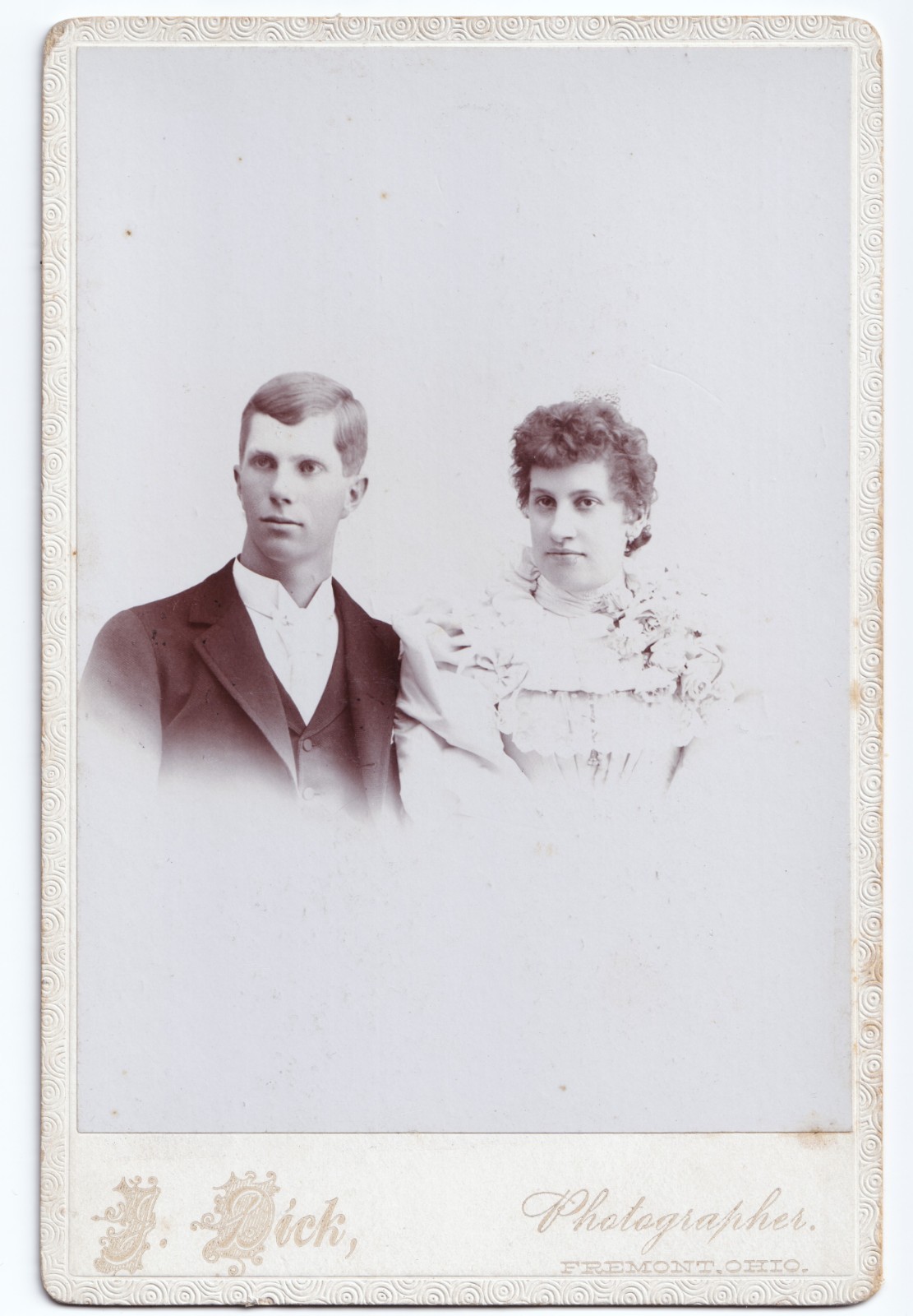 Cabinet Card: Cabinet Card: Young Couple. J. Dick, Fremont, Ohio Card. Possibly Identified.: catalogue image 1