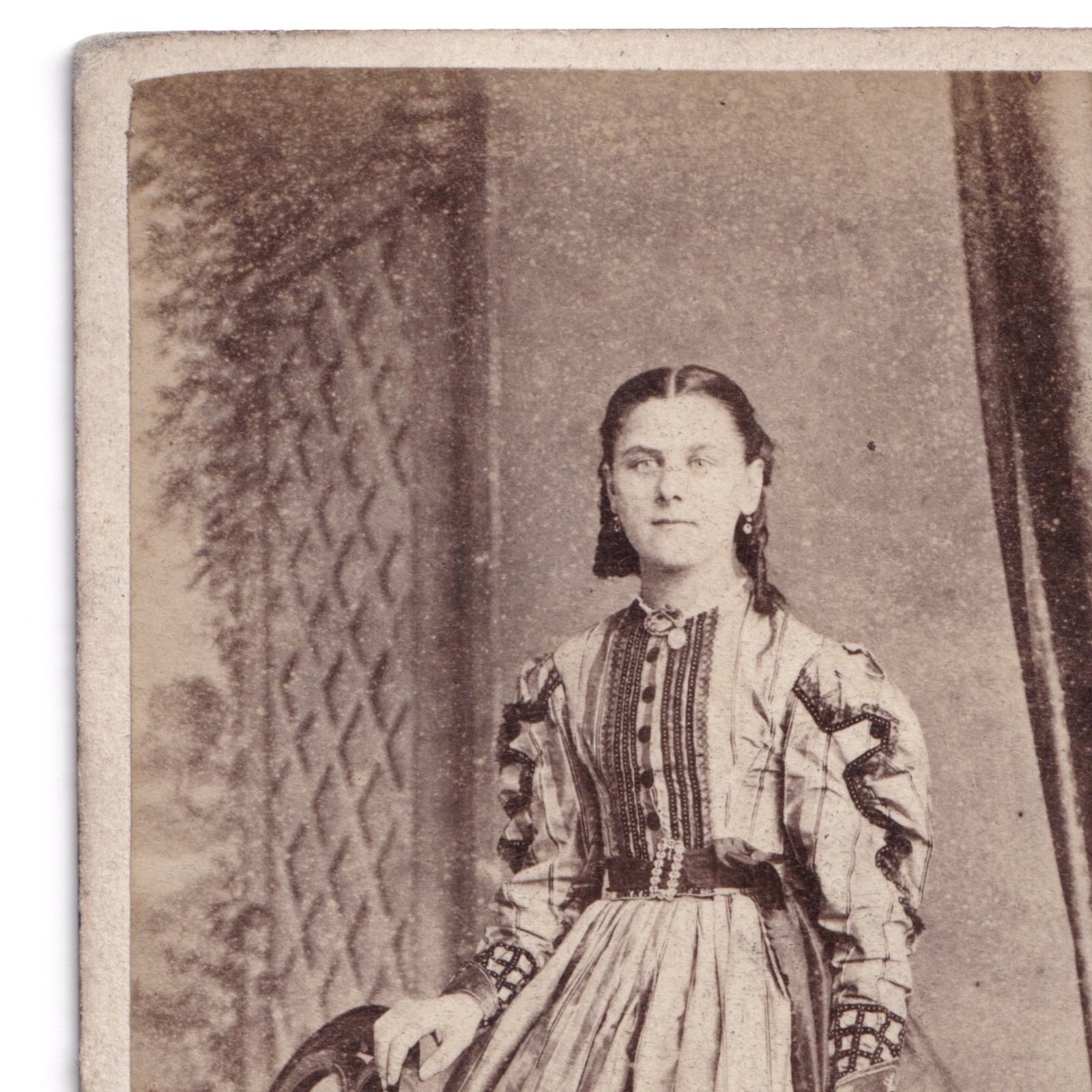 CDV: CDV: David Scott Card, Aberdeen. Woman in Full Dress.: catalogue image 10