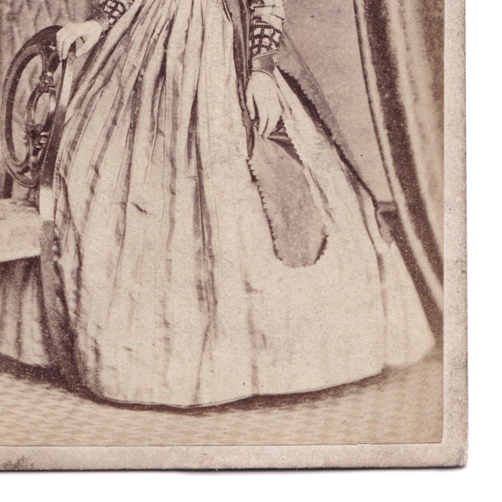 CDV: CDV: David Scott Card, Aberdeen. Woman in Full Dress.: catalogue image 5
