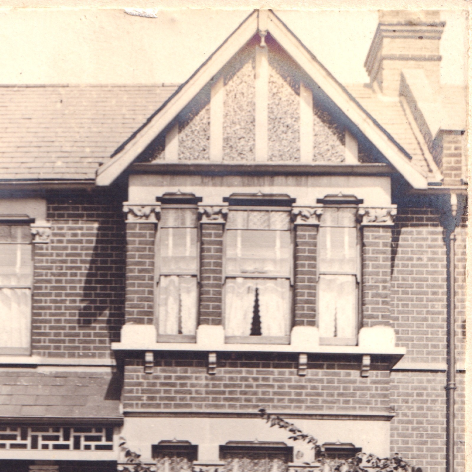 CDV: CDV: House Front, Possibly Hounslow.: catalogue image 11