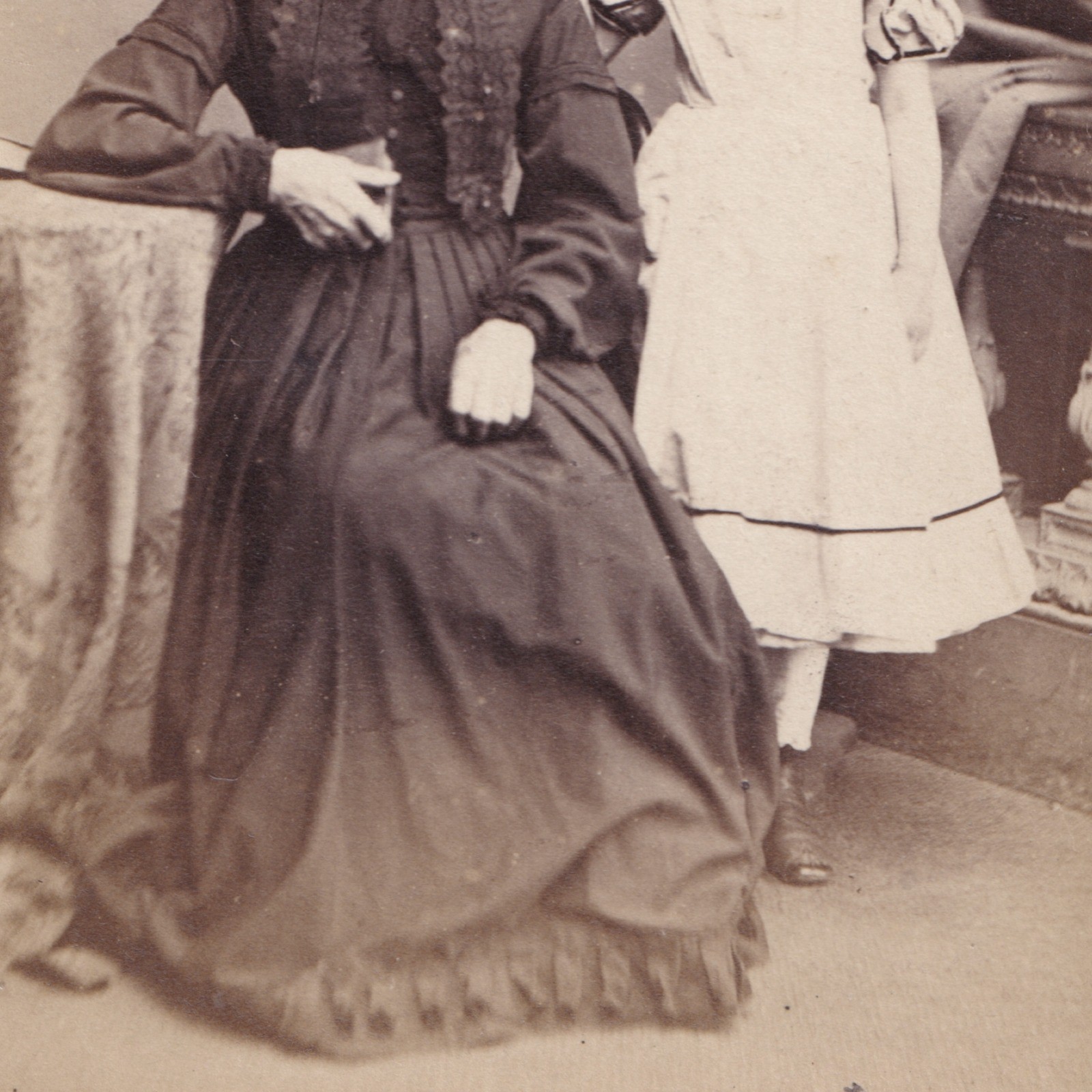 CDV: CDV: Inskip Photo, Scarboro. Older Woman with Young Girl.: catalogue image 7