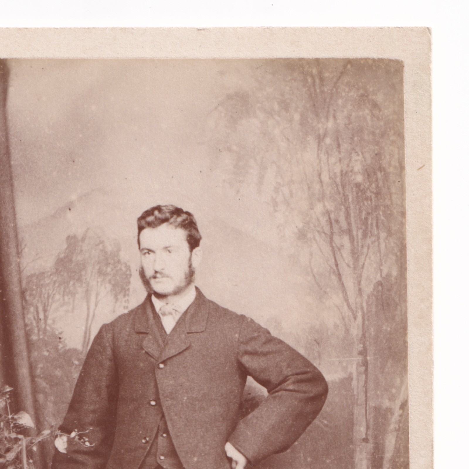 CDV: CDV: J. McDermid Card, Tarbert, Loch Fyne. Young Man, Smartly Dressed.: catalogue image 6