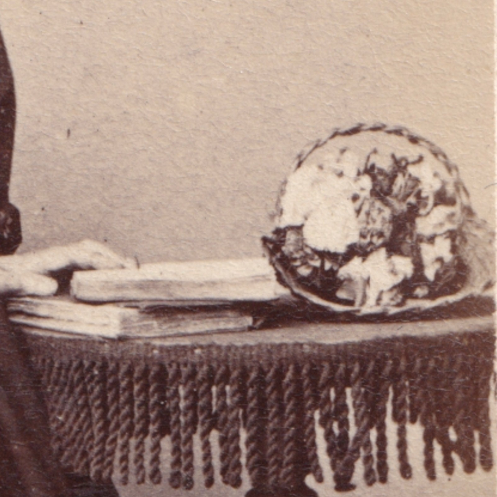 CDV: CDV: Low, Photographer, Glasgow. Young Woman in Dark Dress.: catalogue image 4