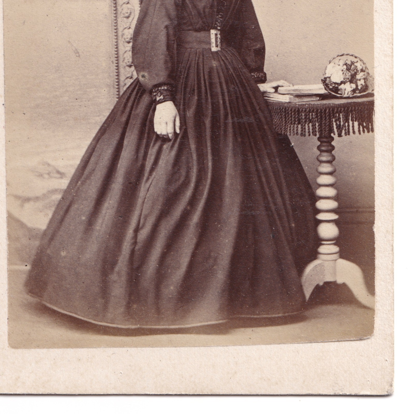 CDV: CDV: Low, Photographer, Glasgow. Young Woman in Dark Dress.: catalogue image 7