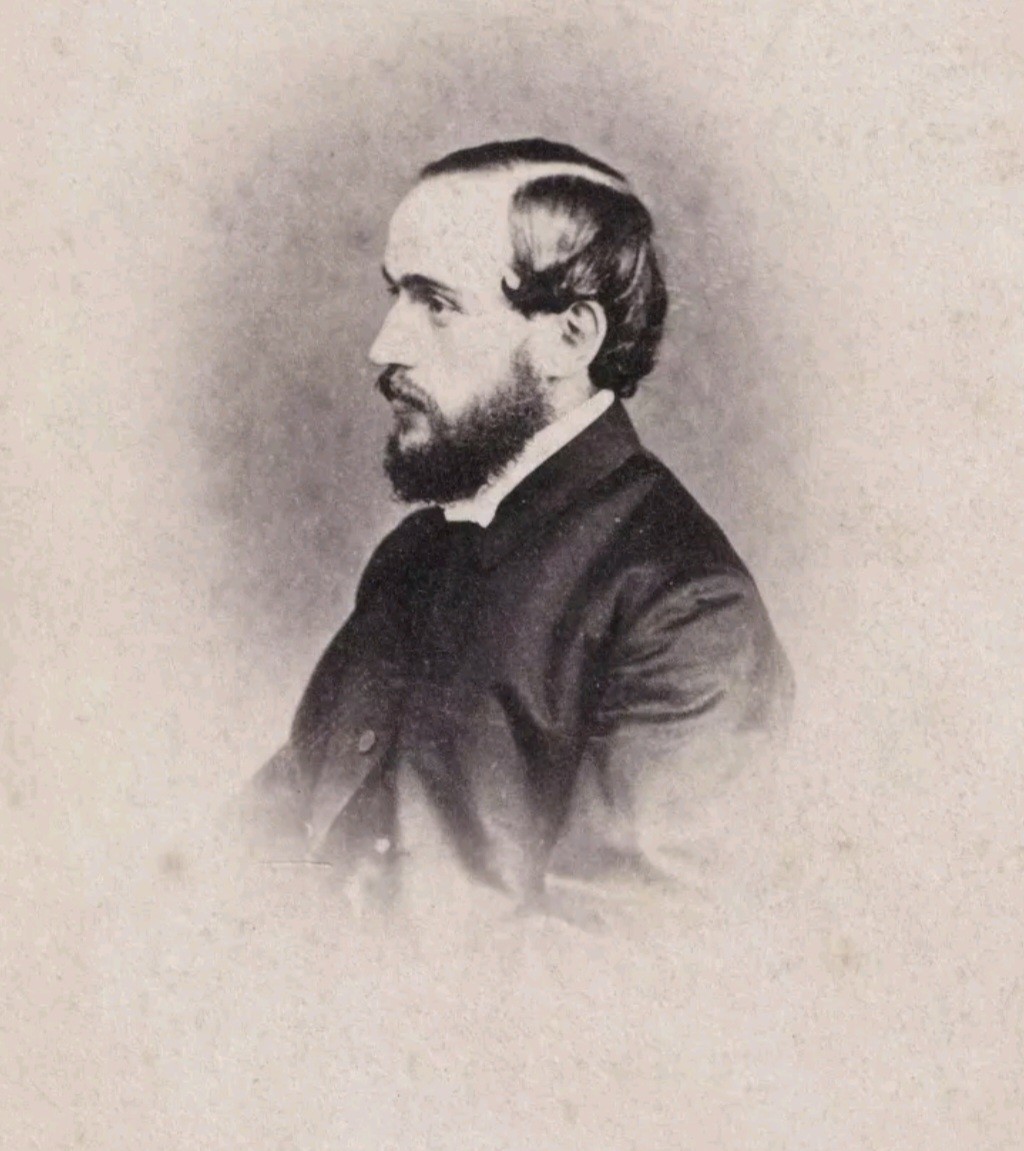 CDV: CDV: Man with Beard, T. Miller, Wellingborough, Northamptonshire Card.: catalogue image 2