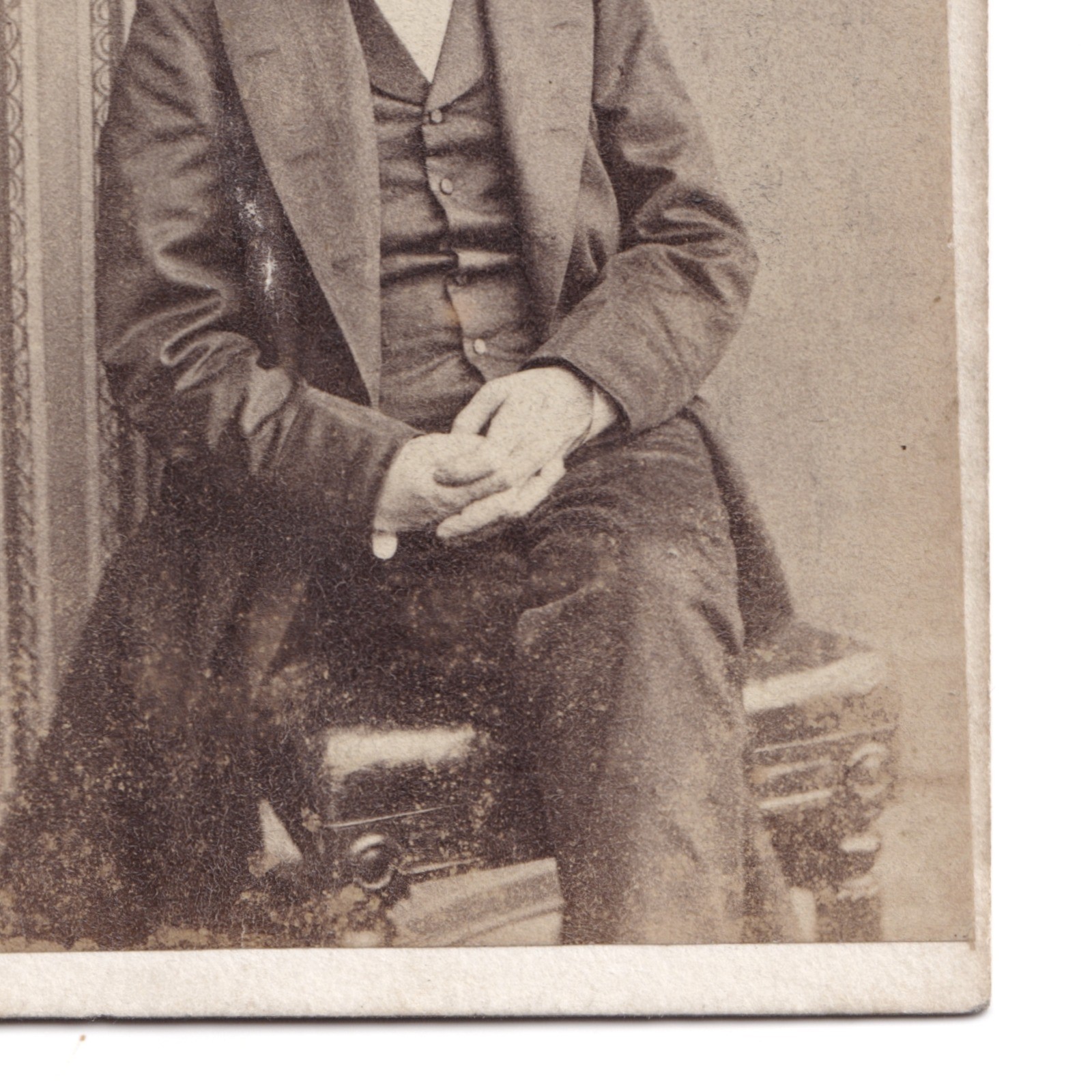 CDV: CDV: Mr Hardey Card, Hull. Seated Man.: catalogue image 8