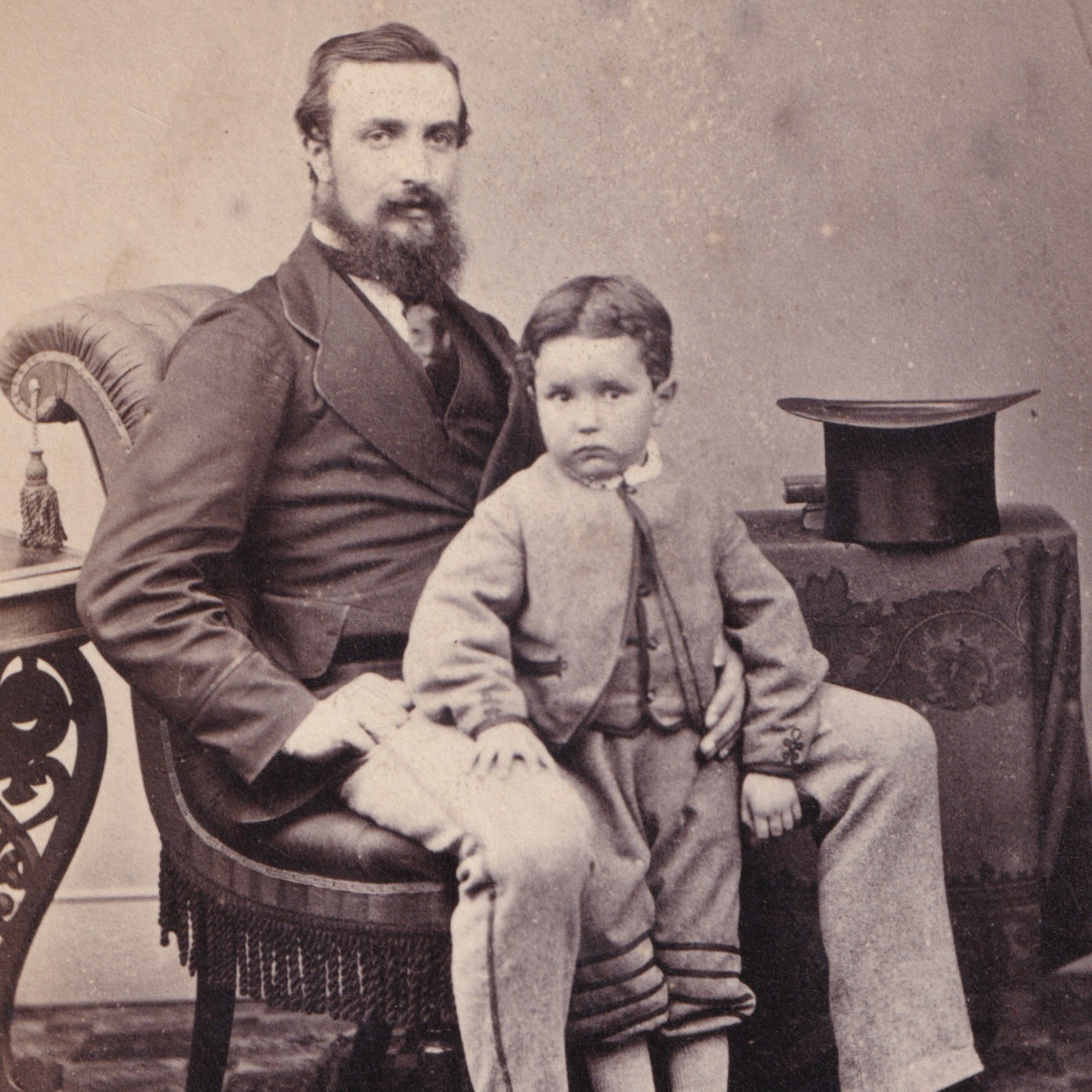 CDV: CDV: W. Elliot Card, Penrith. Possibly Henderson Family. Child with Man.: catalogue image 5