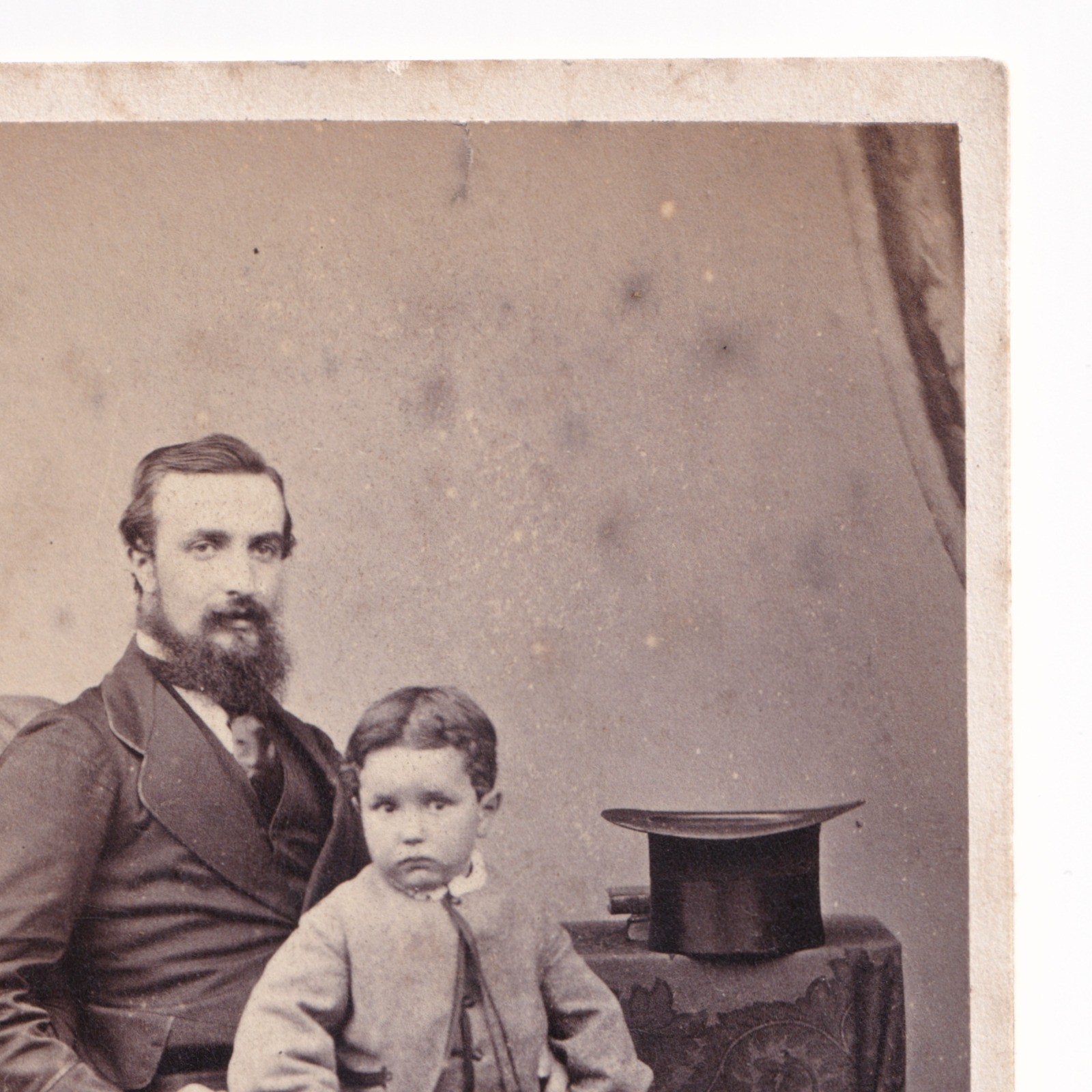 CDV: CDV: W. Elliot Card, Penrith. Possibly Henderson Family. Child with Man.: catalogue image 7
