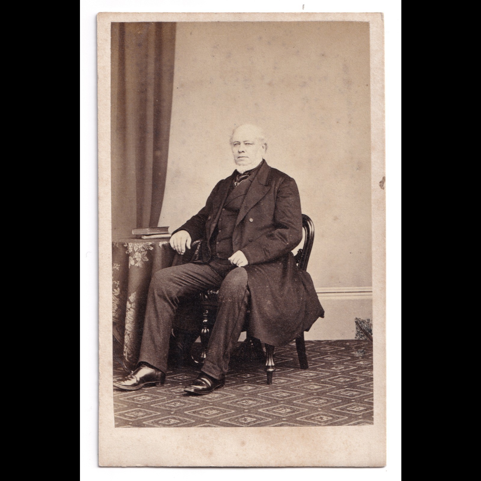 CDV: CDV: W. Spanton Card, Bury St Edmunds. Older Seated Man. Smartly Dressed.: catalogue image 1