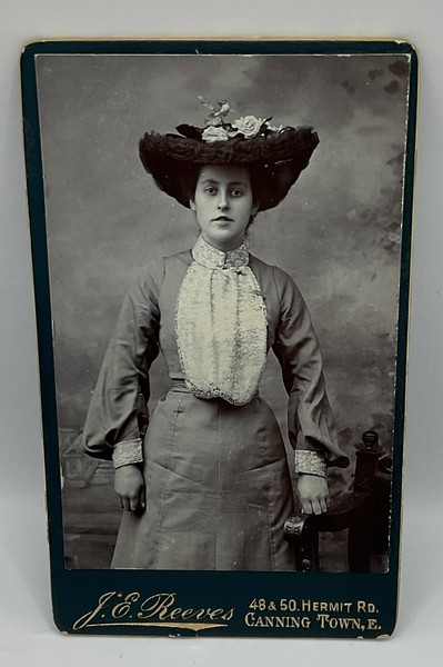 CDV: CDV Woman Wearing a Large Hat with Flowers on Top. REEVES, Canning Town.: catalogue image 1