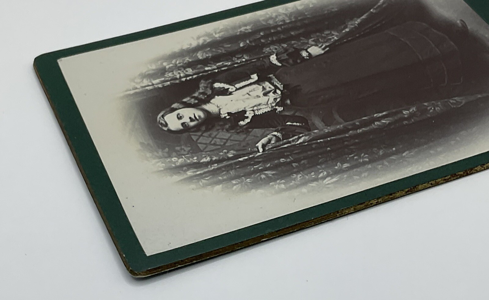 CDV: CDV Young Woman. Eerie Image, Possibly Martha Broadley. Slade, Bradford Card: catalogue image 6