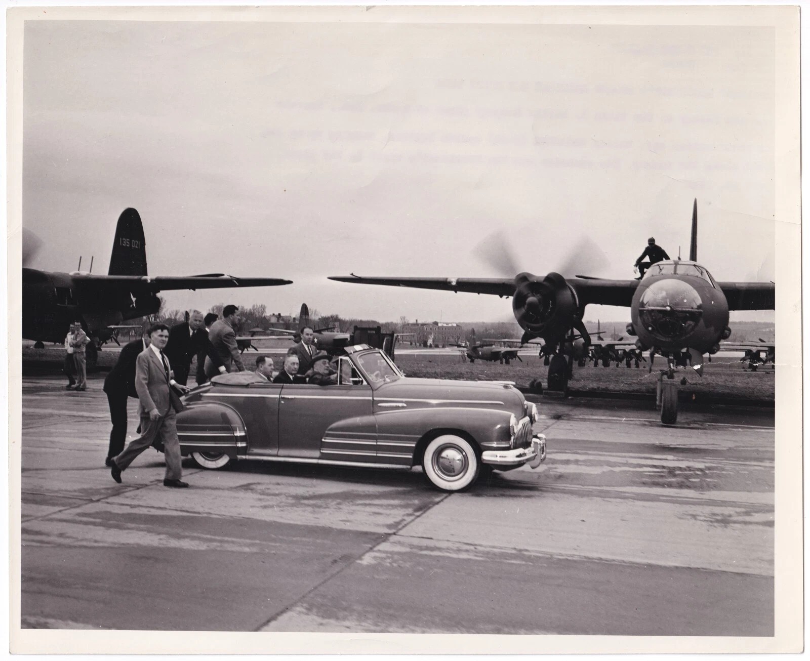 Photograph: Photograph President Roosevelt & Car, Glenn L. Martin Plant, 1943: catalogue image 1