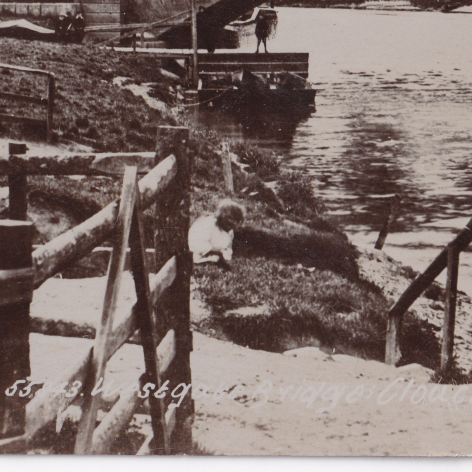 Postcard: Postcard: Gloucester, Westgate Bridge, RP. Sent to Freemantle House, Bristol.: catalogue image 10