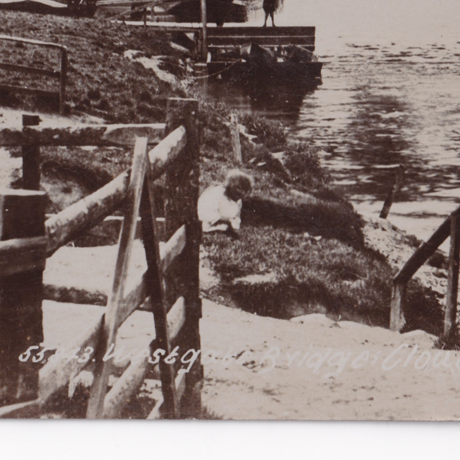 Postcard: Postcard: Gloucester, Westgate Bridge, RP. Sent to Freemantle House, Bristol.: catalogue image 6