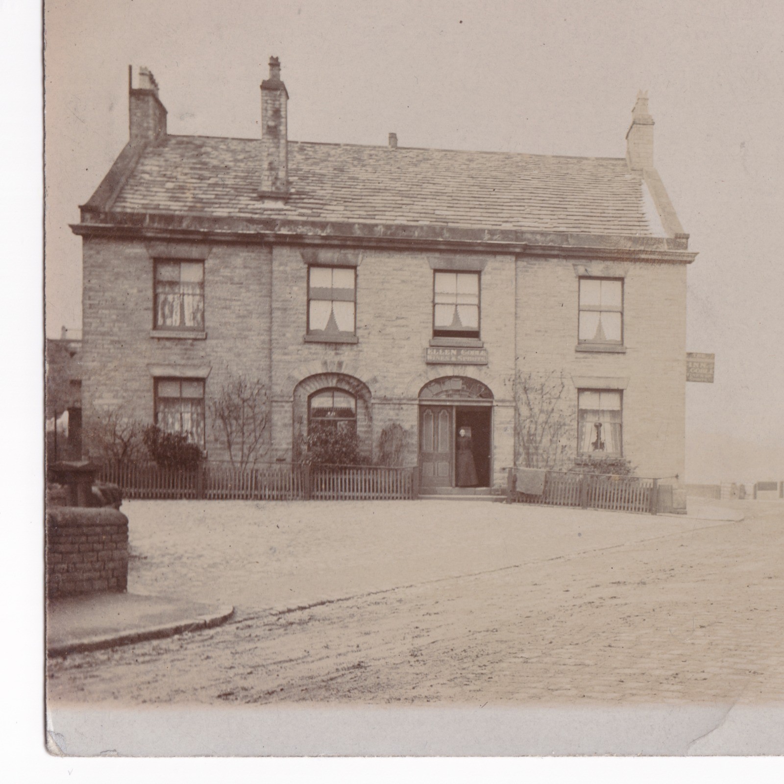 Postcard: Postcard: Low Leighton, Derbyshire, Pub. Real Photograph.: catalogue image 13