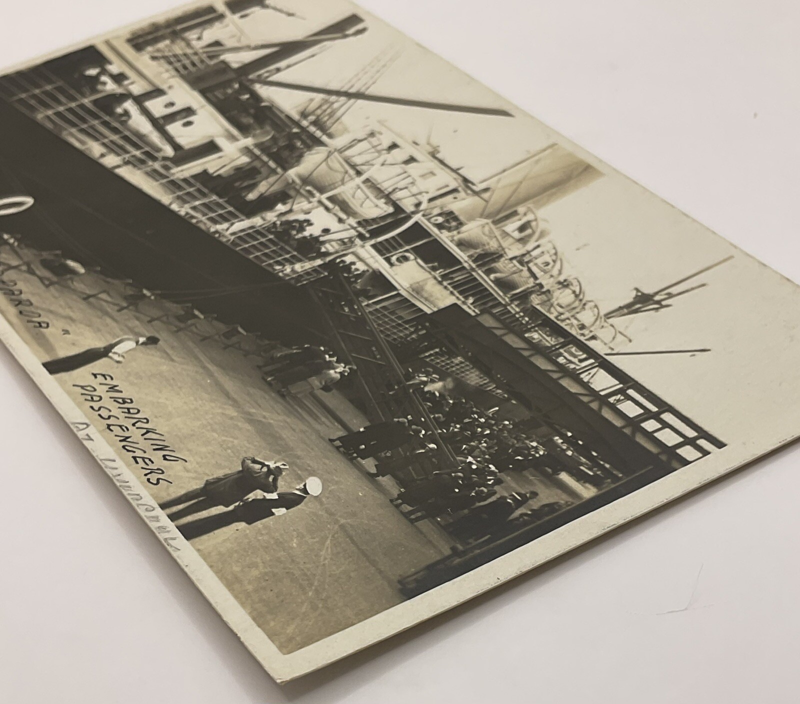 Postcard: Vintage Postcard, Ship PAPAROA. EMBARKING PASSENGERS.: catalogue image 2