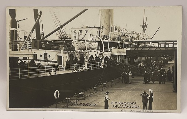 Postcard: Vintage Postcard, Ship PAPAROA. EMBARKING PASSENGERS.: catalogue image 1