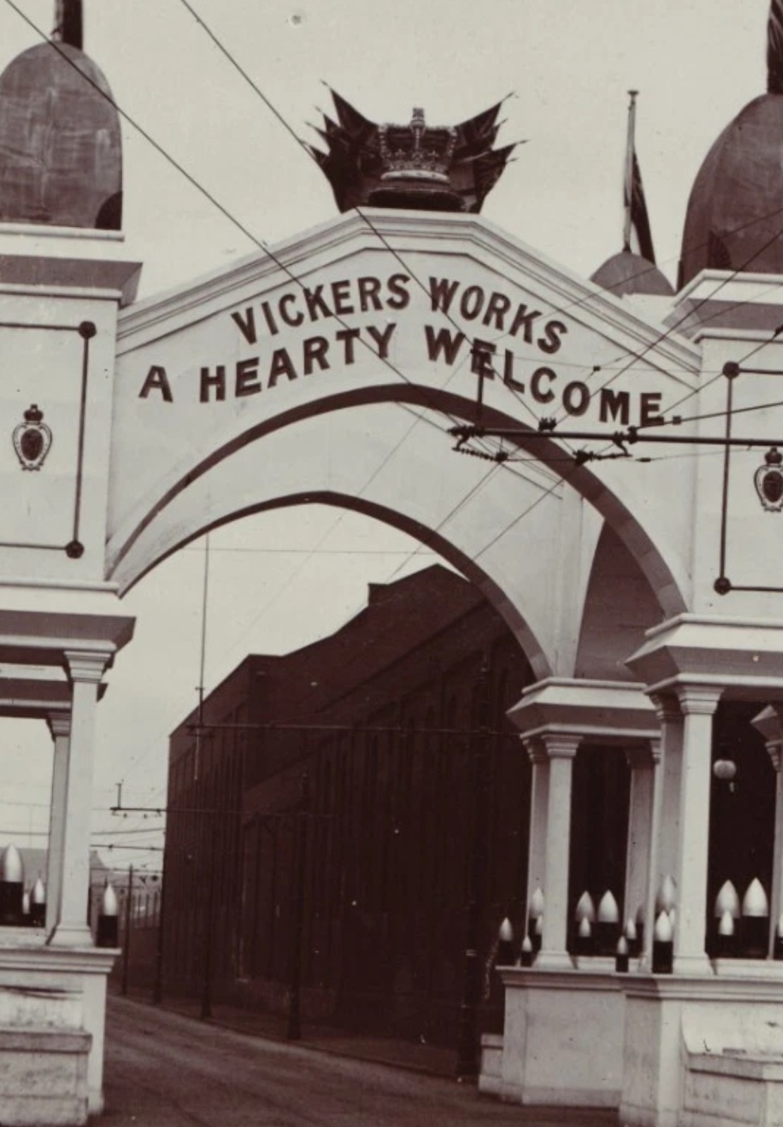 Postcard: Postcard, Vickers Works Arch, Sheffield, Kings Visit. Real Photograph.: catalogue image 5